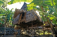 スンバワ島ドンゴ族の家屋