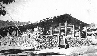 アタヤル族の家屋